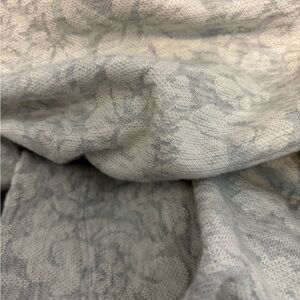 LOFT Plus Light Heather Gray Floral Knit Pullover